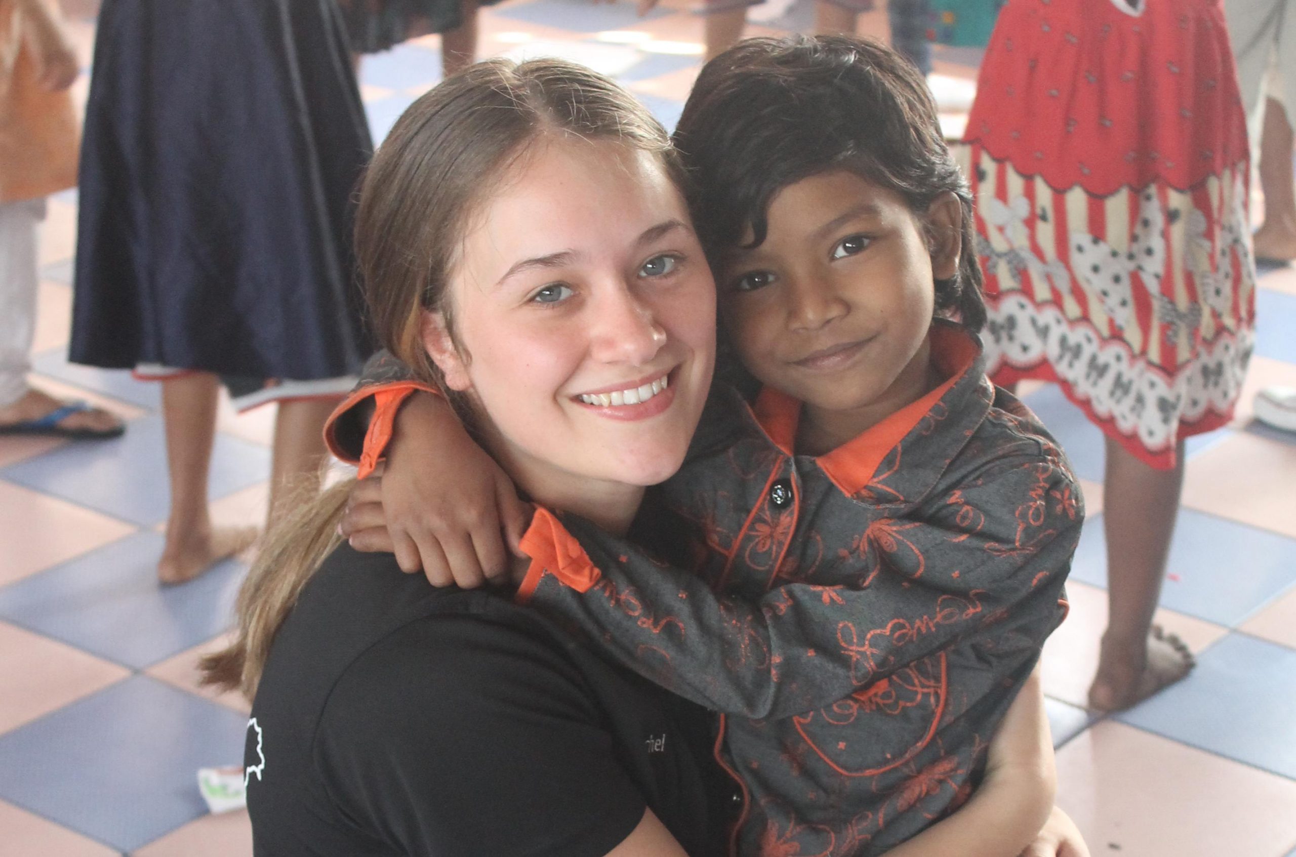 Rachel Lynch with Rainbow Children Sealday edit